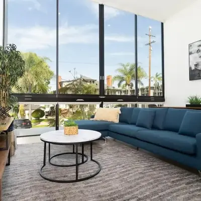 Bright and Trendy - Panoramic - Chic - Prime Location