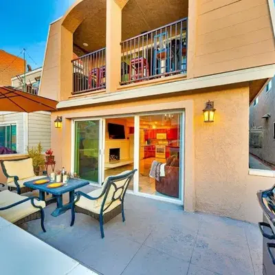 Newport Beach Simplicity III