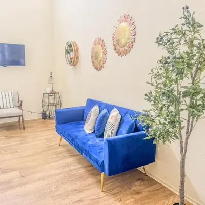 Charming 2nd Ave Lofts in Downtown San Diego with Parking