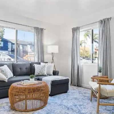 Beachside Bliss 2BR with Fast WiFi