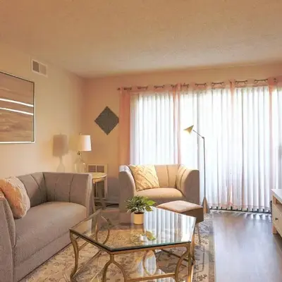 Shabby Chic Oceanside King & 2 Queen bed Pool GYM