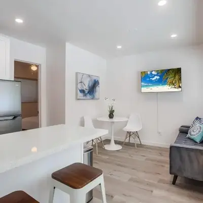 Strandway Suite 3