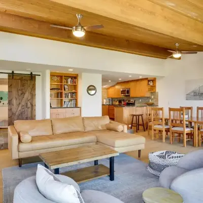 Solana Beach Condo with Community Pool