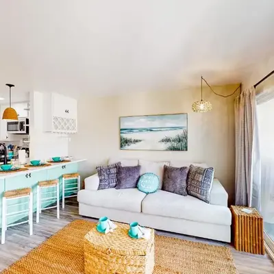 Pacific Street Hideaway