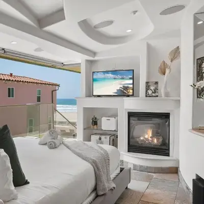 Stunning Oceanfront Boardwalk Condo - Spa
