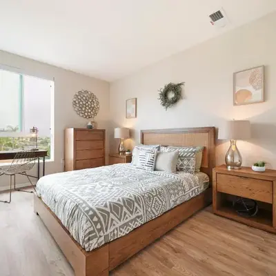 Luxury 2BD 2BA