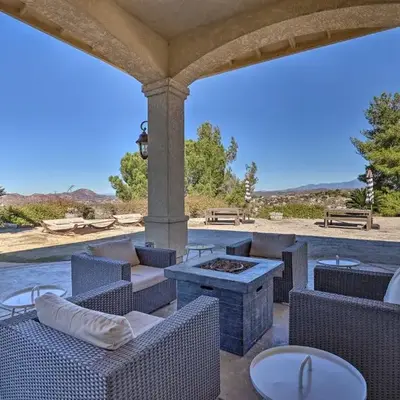 Charming Temecula Home with Hot Tub