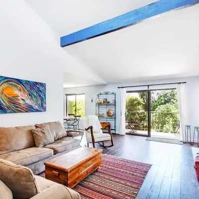 Coastal Paradise Blocks from Beacon's Beach
