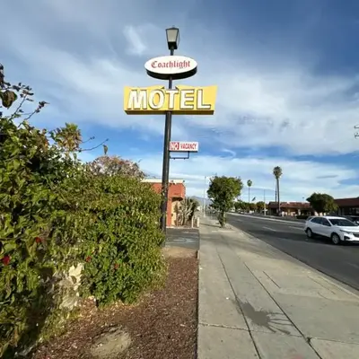 CoachLight Motel