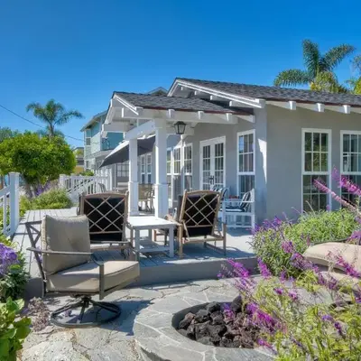 Walk To Beach & Village - 5 Bedrooms - 3 Units