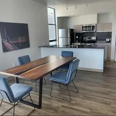 Modern 2-Bedroom Apartment in Little Italy