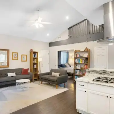 Wonderland Retreat - Near Downtown