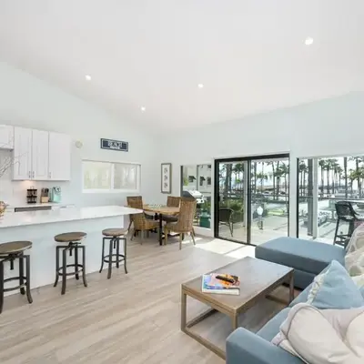 3 Bedroom home on the beach steps from Balboa Pier