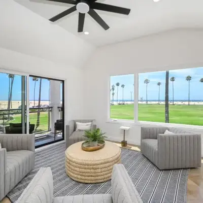 3 Bedroom with Park and Beach in your Backyard!