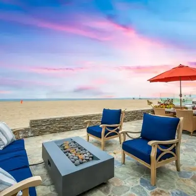 Single Family Home on the Ocean with BEAUTIFUL VIEWS