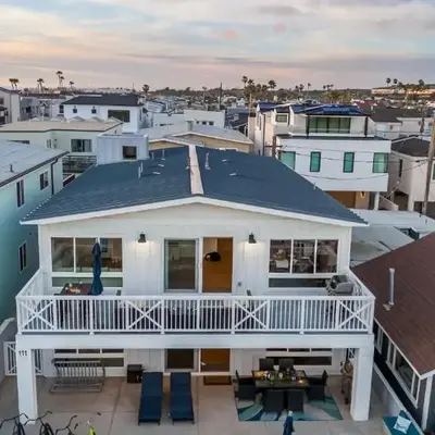 Ocean Breeze Buyout by AvantStay Steps to Beach