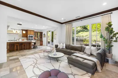 Gallery image of @ Marbella Lane - 4BR Mediterranean-style Home in Newport Beach