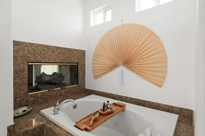Gallery image of Modern beach home with rooftop - Ocean View! in Oceanside