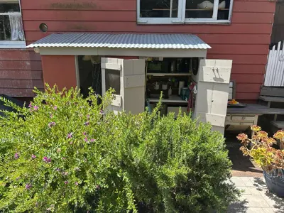 Gallery image of Big Red Lodge Cottage in San Diego