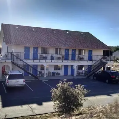 Back Country Inn