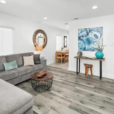 Modern 1 BR Apt - Walk to Ocean & Cafes