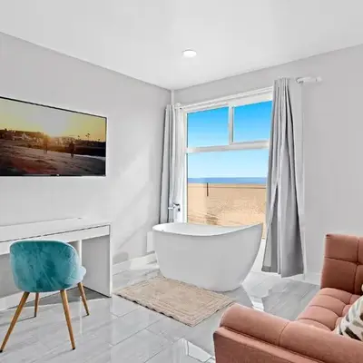 1628 West Oceanfront Oasis 4