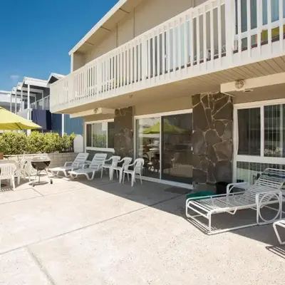 3610 Seashore Dr
