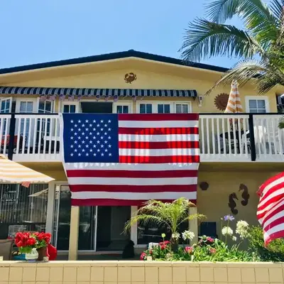 4210 Seashore Dr