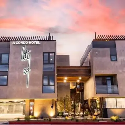 City24 Condo Hotel Little Italy Mission Hills