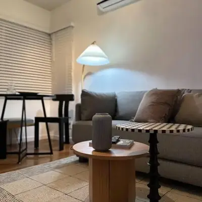 Modern Eclectic 1BR by Downtown