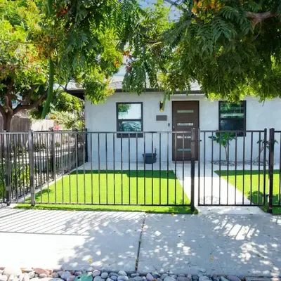 Modern 1 BR Cottage Steps 2Beach