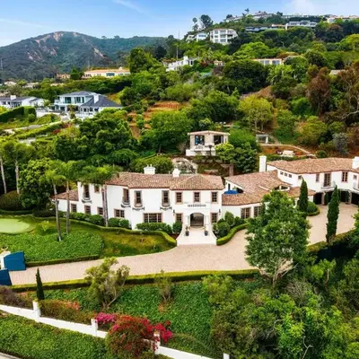 Grand Mediterranean Villa in La Jolla Hillside