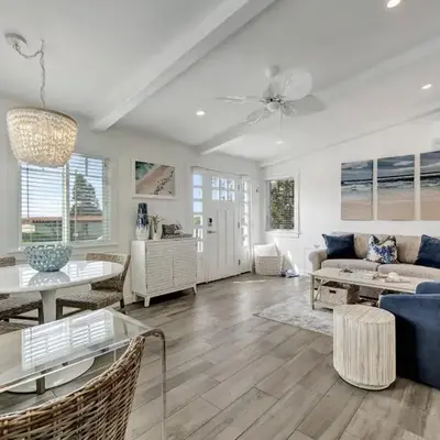Ocean Views! Detached Villa by Victoria Beach