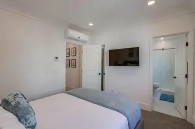 Gallery image of Newer Construction Beauty Steps to Mission Beach and Bay in San Diego