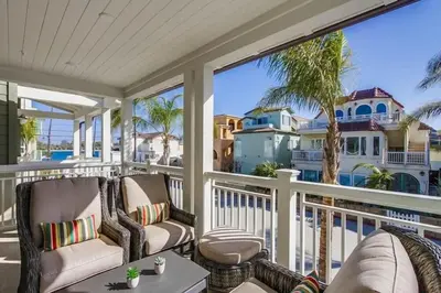 Gallery image of Newer Construction Beauty Steps to Mission Beach and Bay in San Diego