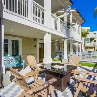 Newer Construction Beauty Steps to Mission Beach and Bay