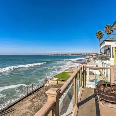 Massive 3 bedroom on the sand-STR14-0133