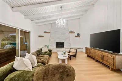 Gallery image of # Marbella Lane - Ocean Breeze Retreat with Golf View in San Juan Capistrano