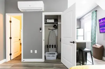Gallery image of Stylish-Studio-Walker's-Paradise-WiFi-AC in San Diego