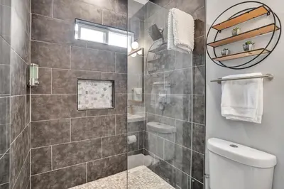 Gallery image of 2-Bedrooms-2-Balconies-Walk-2-Everything-WD in San Diego