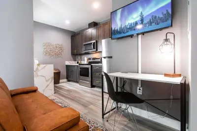 Gallery image of Balcony-Studio-WD-Walk-to-Restaurants&Park in San Diego