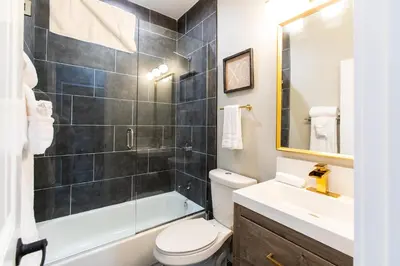 Gallery image of Balcony-Studio-WD-Walk-to-Restaurants&Park in San Diego