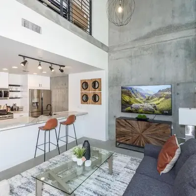 King Size Luxury Loft Petco-Park-Downtown SD