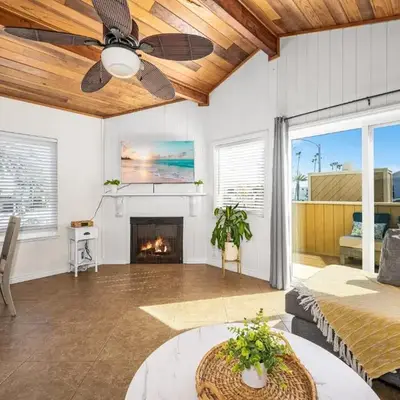 3BR Home Steps from Shops