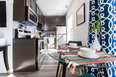 Gallery image of Walkable - Restaurants - Large Patio - AC in San Diego