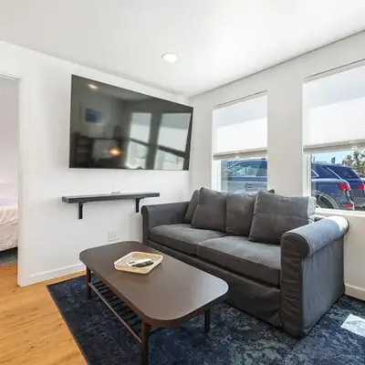 Harborside Suite 08 with Hot Tub