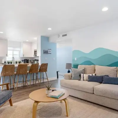 Coastal-Chic Newport Stay Steps to the Beach Dining Boardwalk Optional Add-On Unit