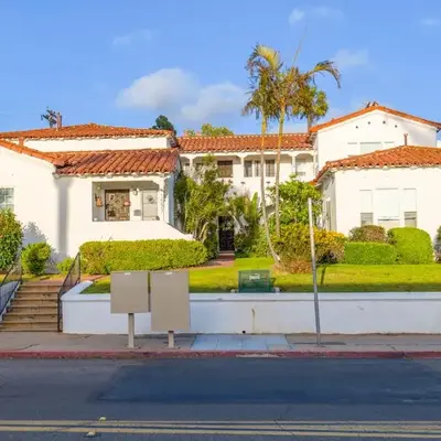 2BR Retreat Near Balboa Park