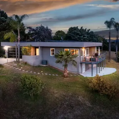 Large Home With Sauna