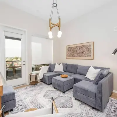 North Park Penthouse King Beds Workspaces Parking
